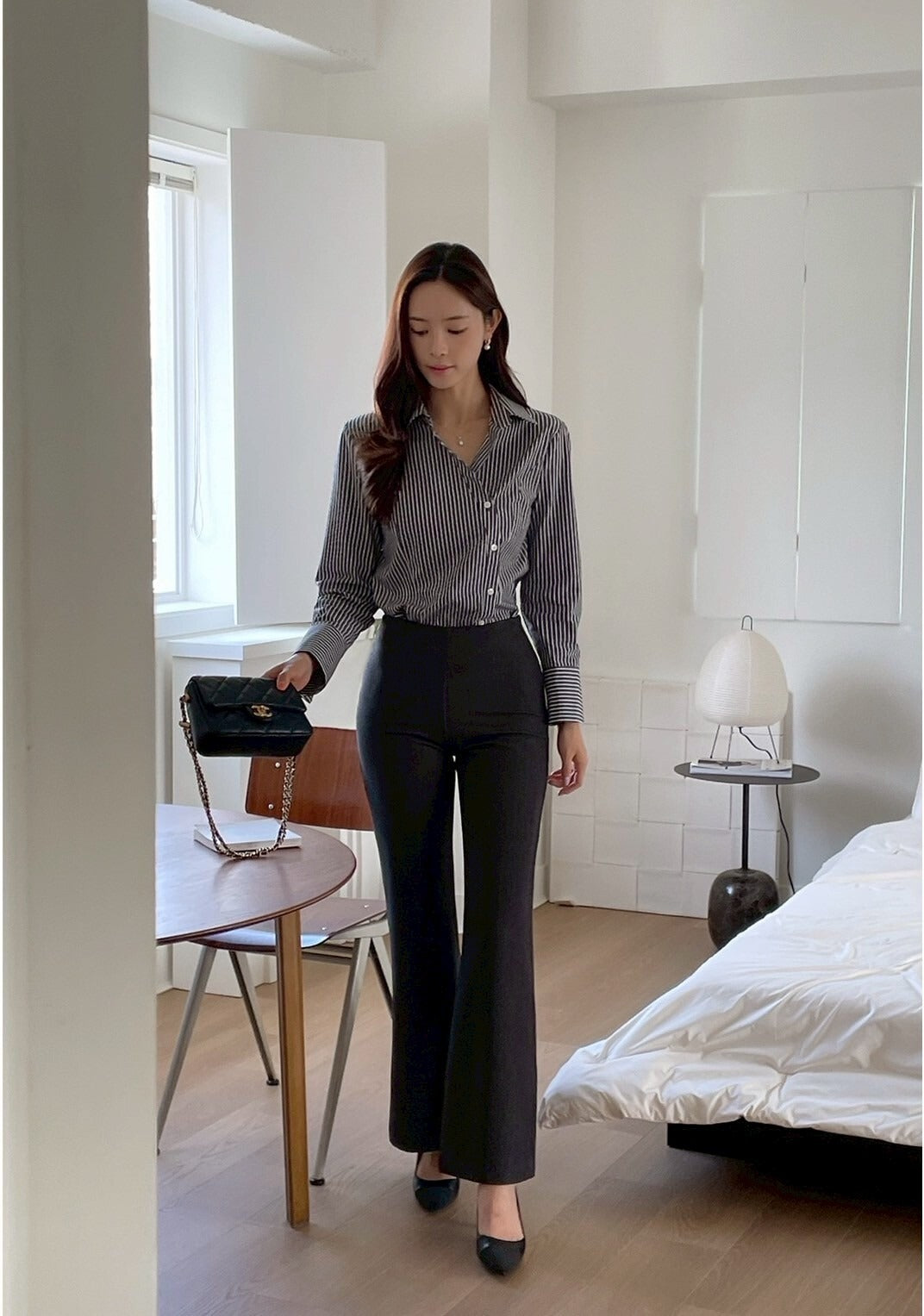 25Sep. 韓Chic簡約不規則側扣條紋襯衫 黑
