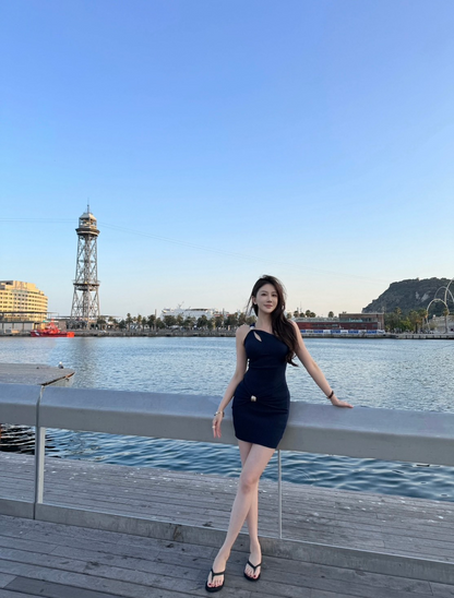 25Oct. 西西里邂逅 高收腰單領縷空針織連身裙 寶石藍