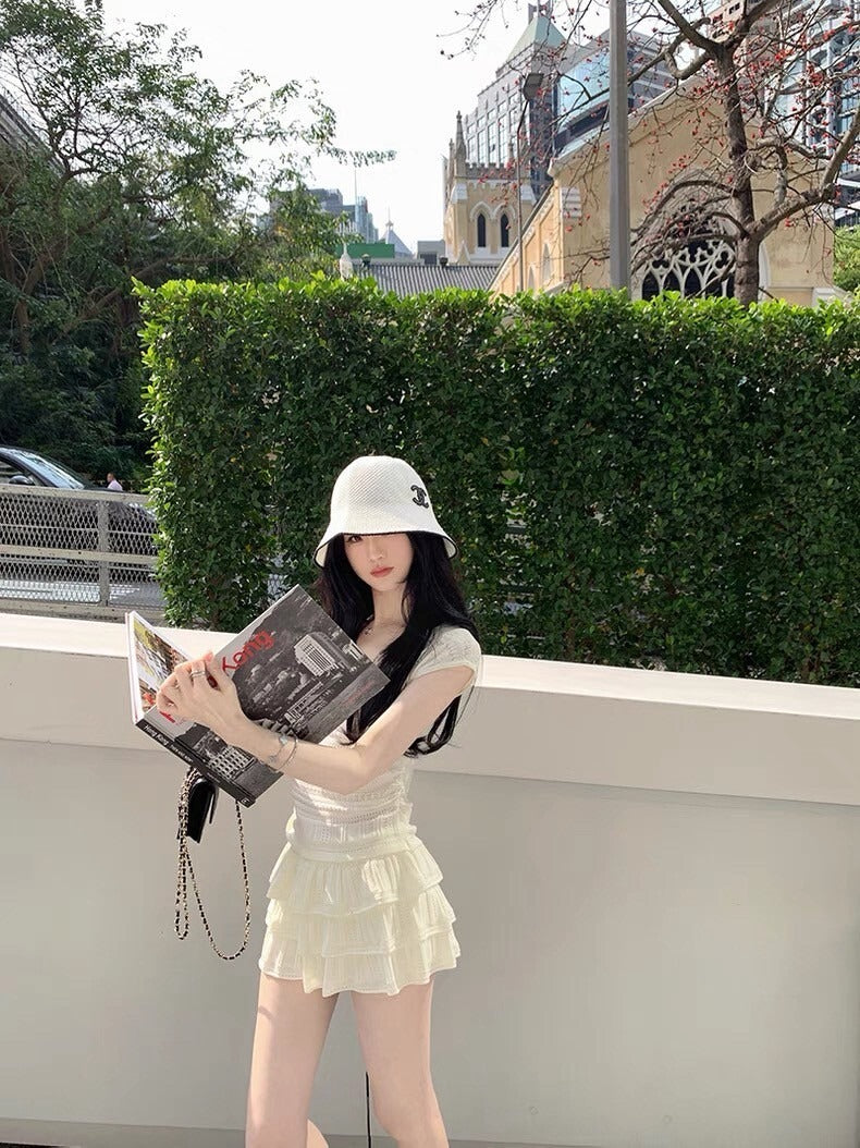 25Oct. 獨寵甜兒 氣質鈎花針織上衣/蛋糕半身裙 杏白