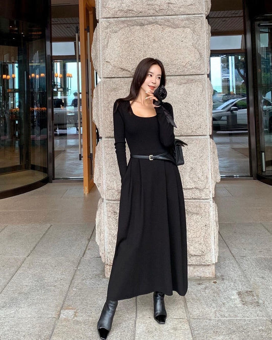 25Sep. 率性女爵顯瘦方領黑色赫本裙