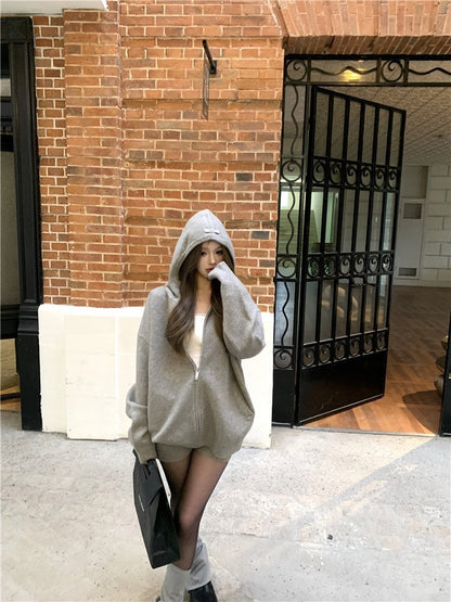 25Oct. 穿不膩舒適不用想灰色毛帽針織套裝