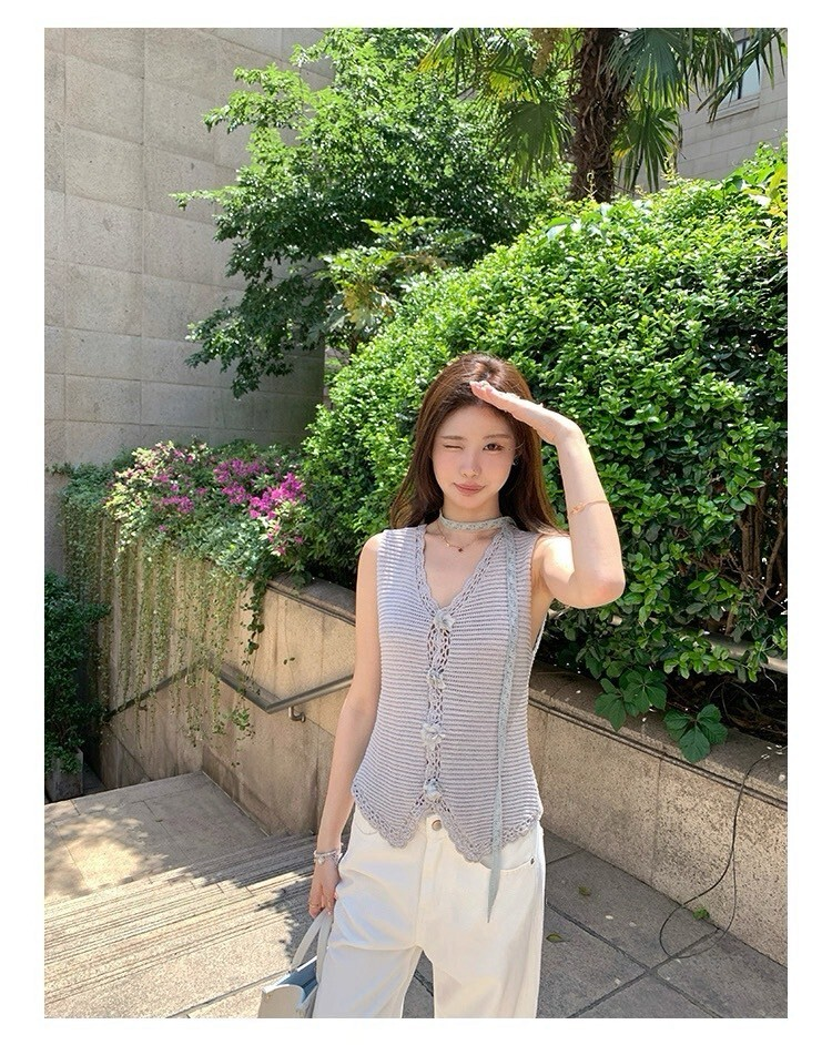 25Oct. 回頭率密碼韓系薄款針織飄帶背心 灰