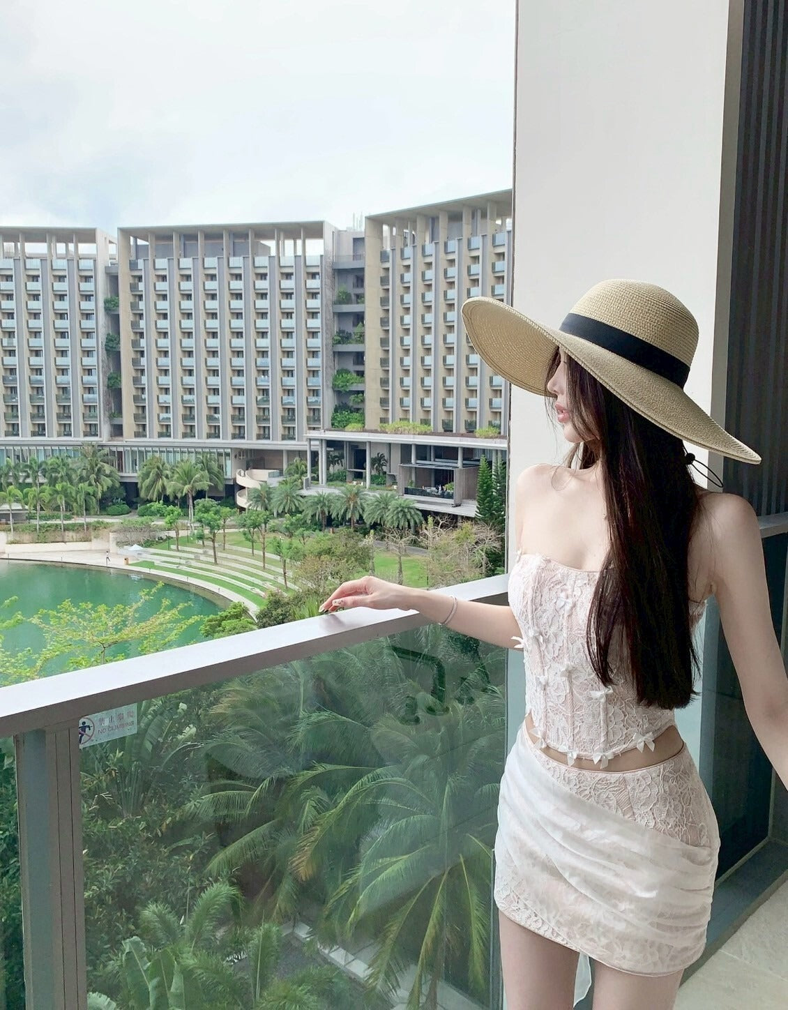 25Sep. 人魚姐姐 純欲提花魚骨抹胸半身裙套裝