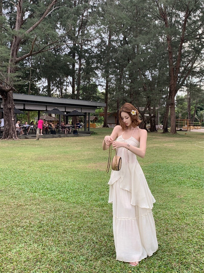 25Oct. 浪漫氛圍 慵懶顯瘦掛脖上衣半身裙套裝