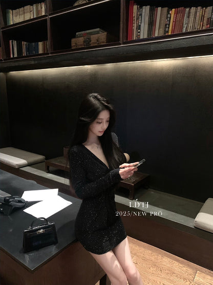25Oct. 滿鑽流心 晚宴名媛重工V領褶皺連身裙