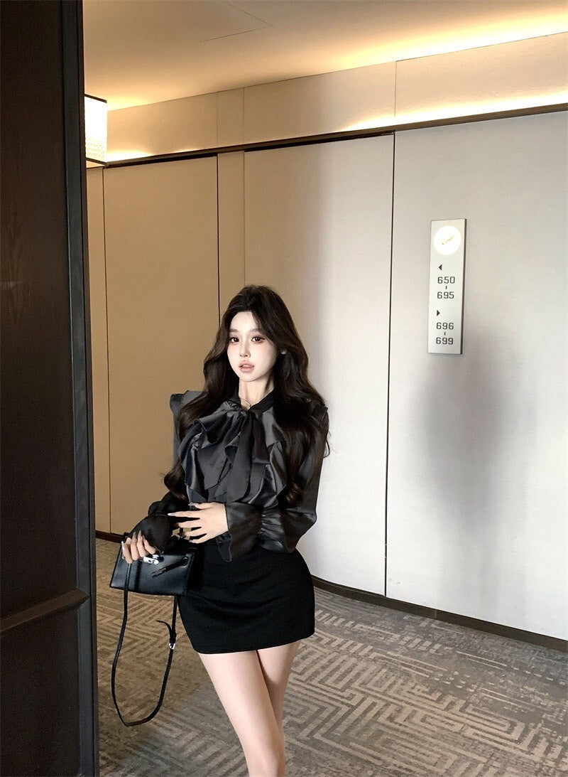 25Oct. 女高管穿搭 個性黑色荷葉修身襯衫/高腰半身裙