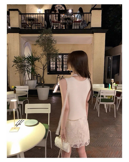 25Oct. 回頭率密碼韓系薄款針織飄帶背心 杏