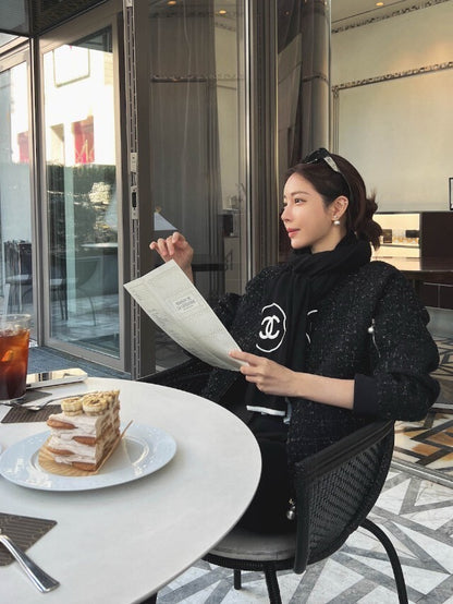 25Sep. 簡約理念百搭短款修身粗呢棒球外套 黑