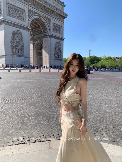 25Oct. 羅浮宮博物 夢幻甜美雕花背心半身裙套裝 梔子色/水藍