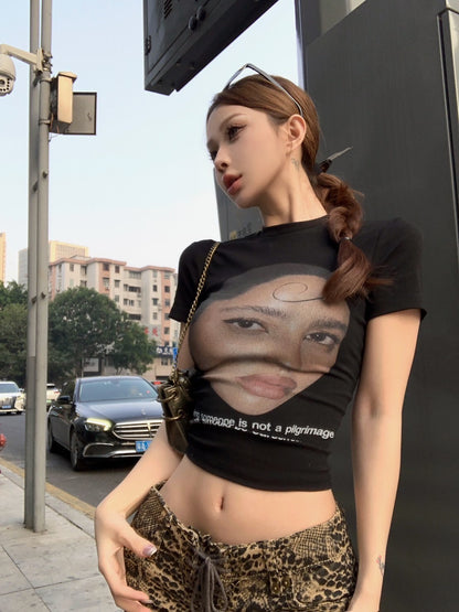 25Oct. 叛逆基因人像印花修身上衣