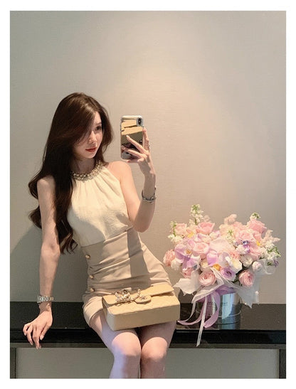 25Oct. 氣質金秘書法則鑽黏雪紡上衣高腰交錯半身裙套裝