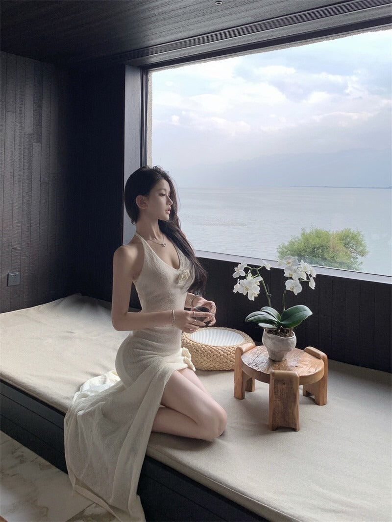 25Oct. 歐美深V玫瑰花露背開叉針織裙 杏/綠
