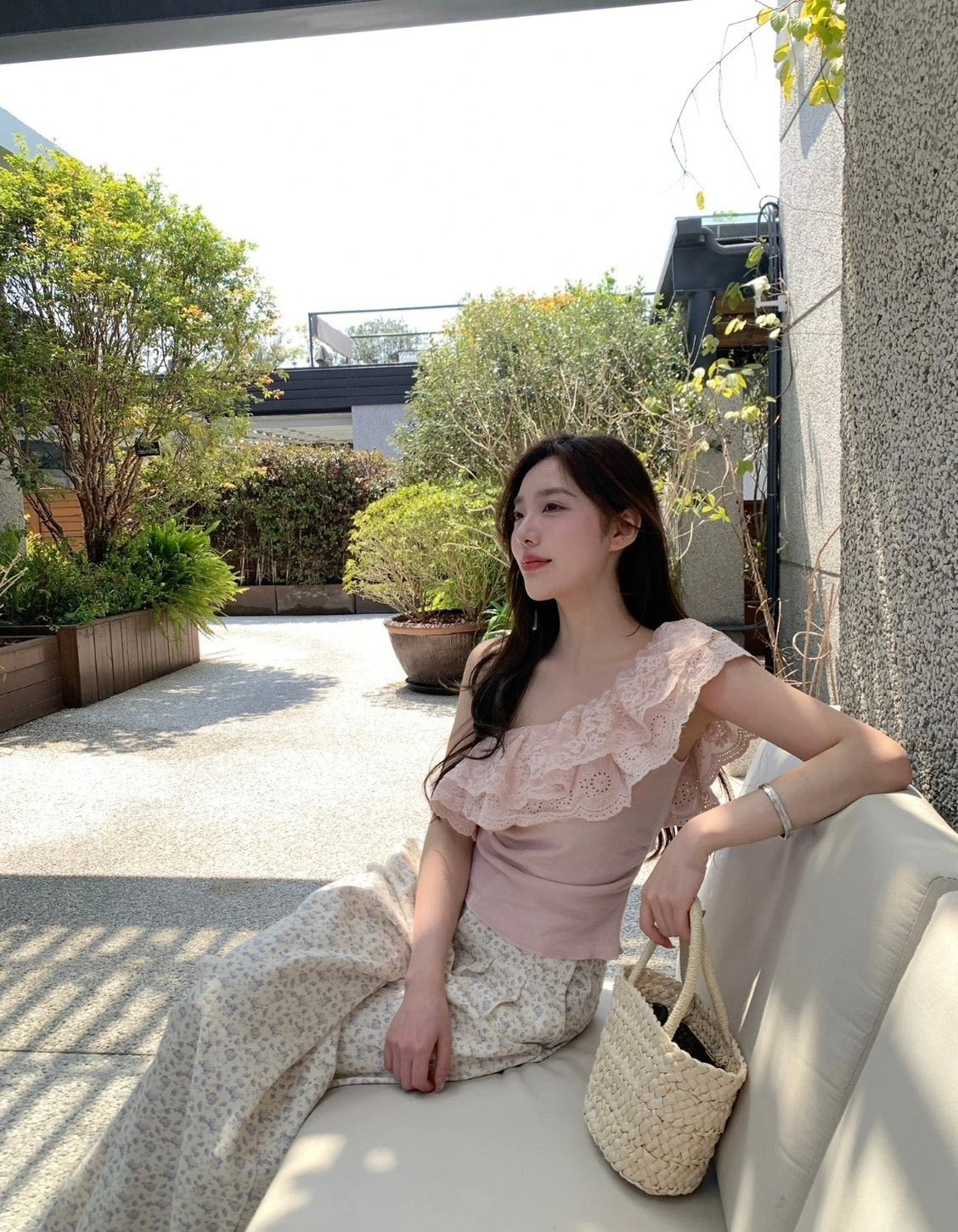 25Oct. 蕾絲布朗 嗲系女友蕾絲荷葉單肩上衣 粉
