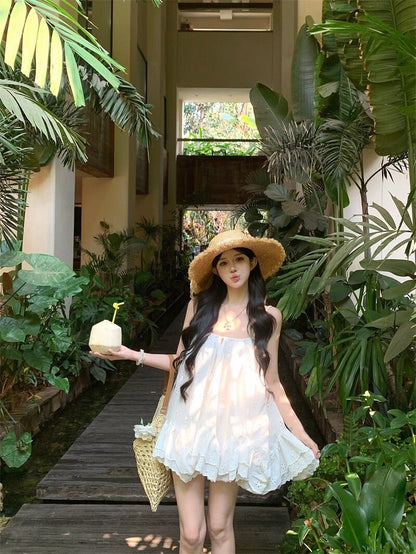 25Oct. 夢幻小白花甜美吊帶公主裙