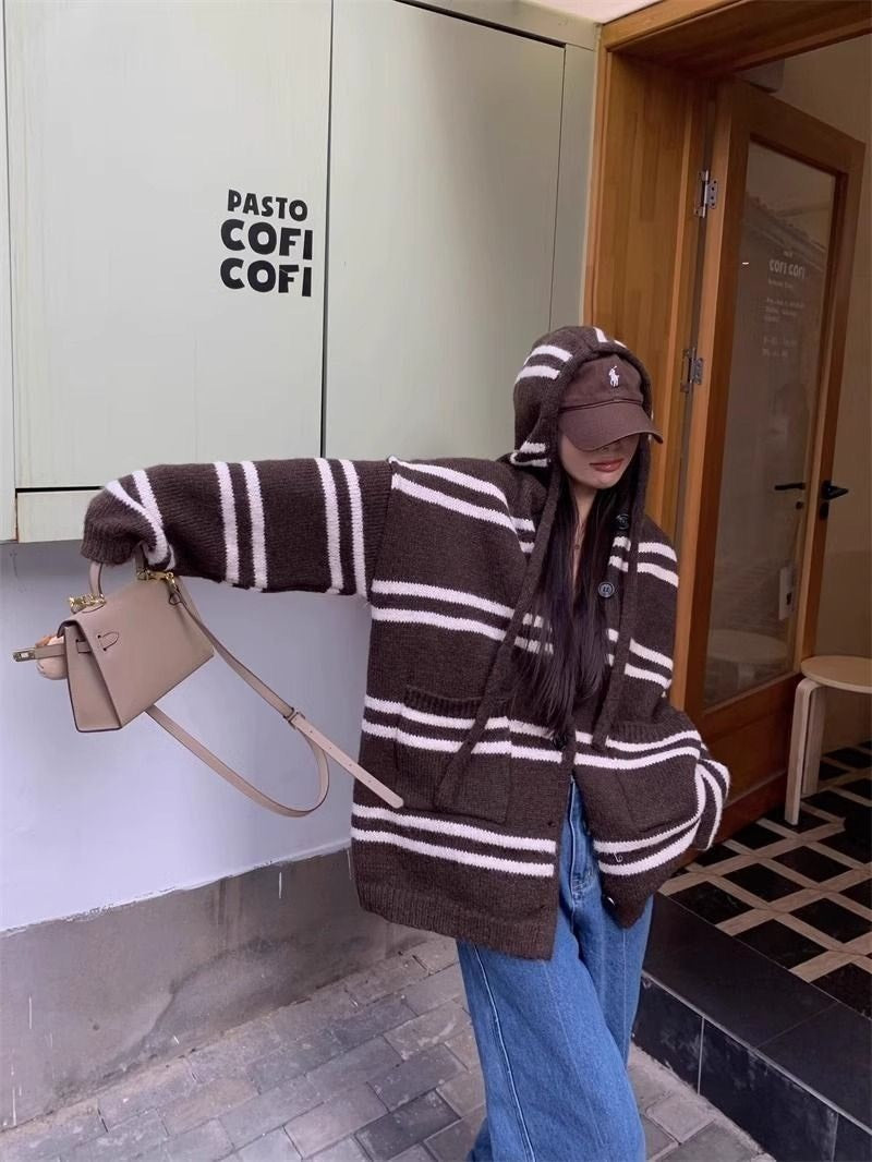 25Oct. 慵懶空氣羊毛條紋針織連帽外套 咖