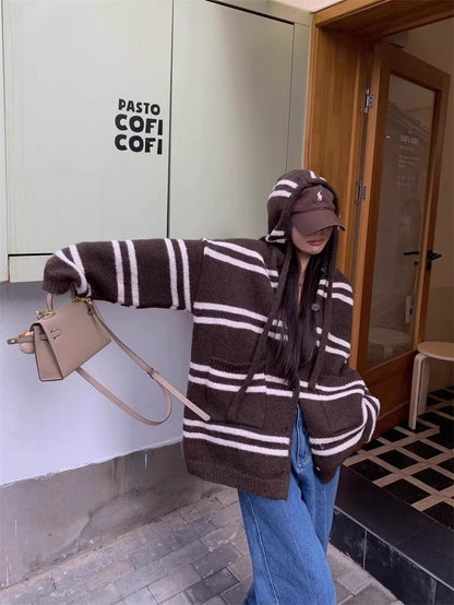 25Oct. 慵懶空氣羊毛條紋針織連帽外套 咖