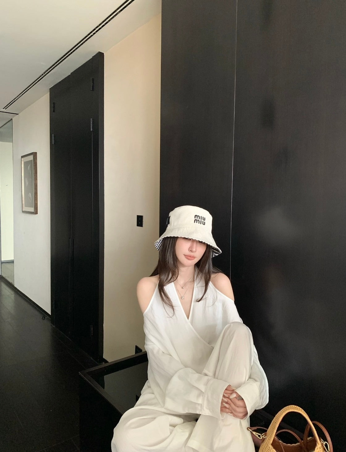 25Oct. 鏡頭焦點 氣質交叉挖背上衣/呼吸空氣棉闊腿褲