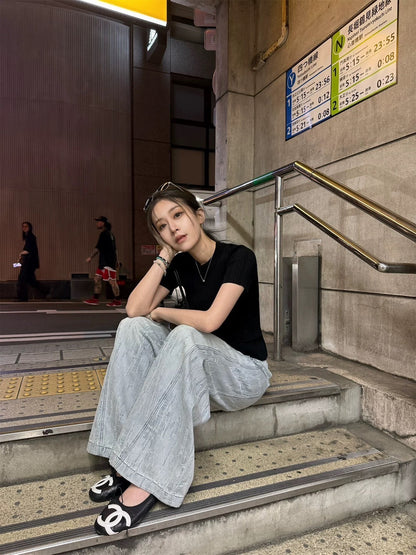 25Oct. 定染淺色手工刷破修身牛仔褲