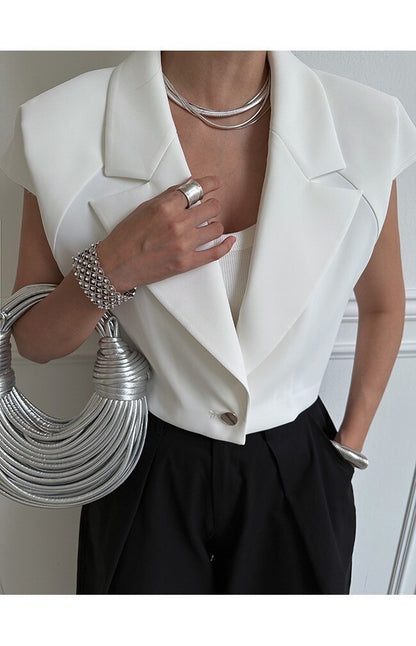 25Sep. Official outfit西裝鈕扣馬甲 白/黑