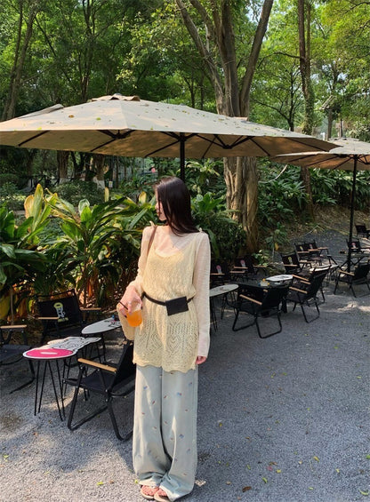 25Oct.  Kitty貓貓印花直筒牛仔褲