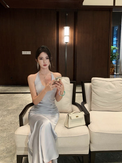 25Oct. 量身訂作 修身掛脖U領長洋裝 藍灰