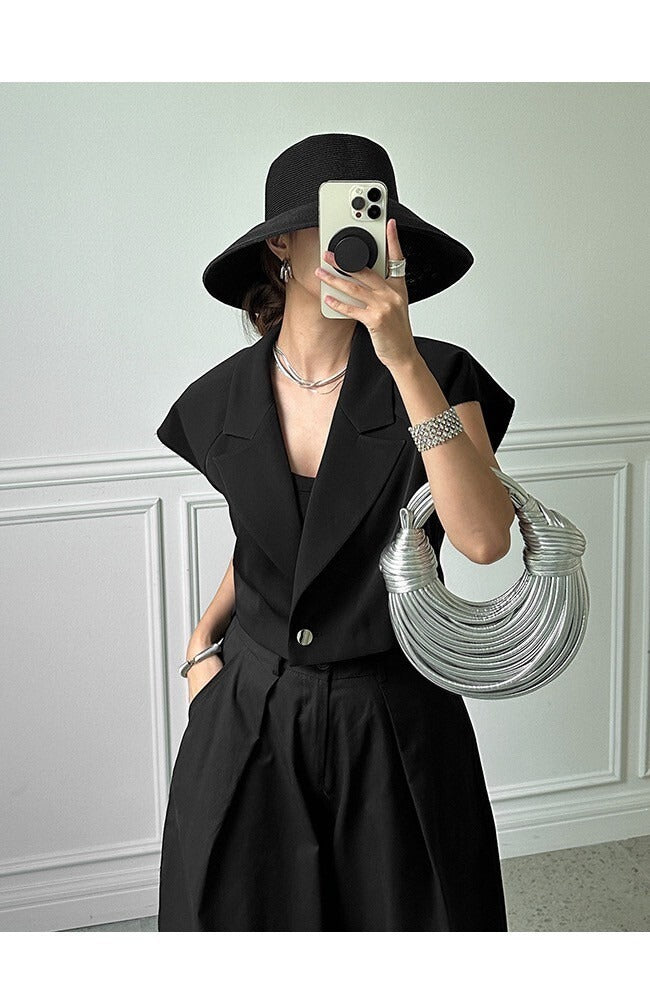 25Sep. Official outfit西裝鈕扣馬甲 白/黑