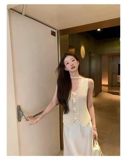 25Oct. 回頭率密碼韓系薄款針織飄帶背心 杏