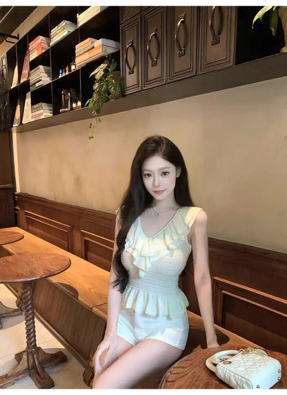 25Oct. 甜氧少女 混織荷葉V領修身針織上衣