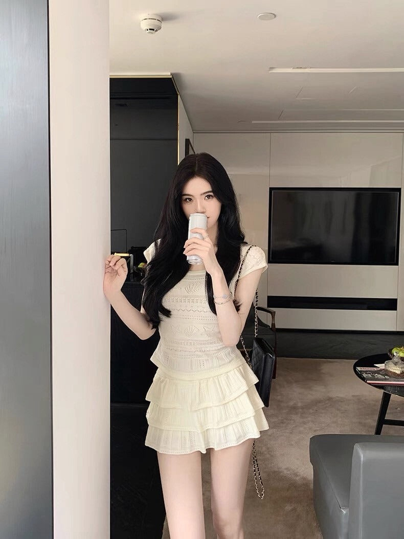 25Oct. 獨寵甜兒 氣質鈎花針織上衣/蛋糕半身裙 杏白