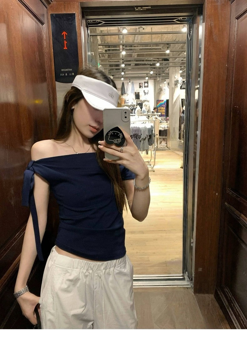 25Oct. 漢南洞時髦歐膩氣質斜肩綁帶上衣 白色/藏藍