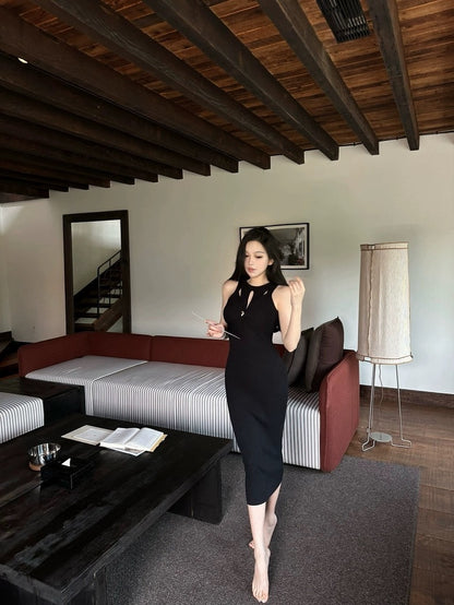 25Oct. 曲線主義-小巴色系 金釦縷空針織連身裙 湖水藍/黑