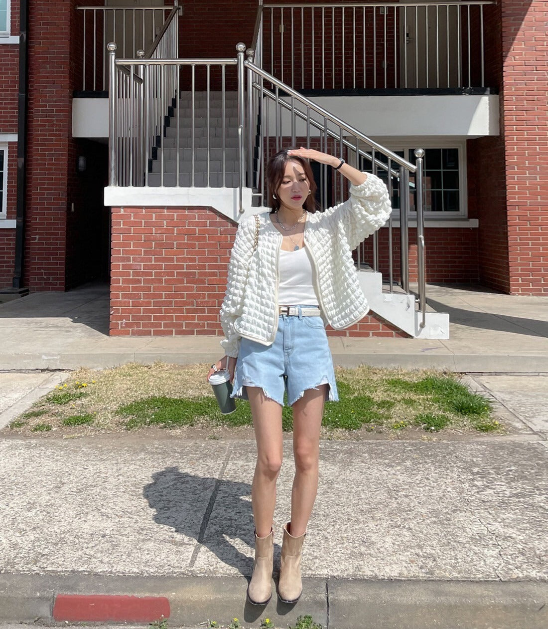 25Sep. 雲朵泡泡 寬鬆立體壓印開衫 白/黑