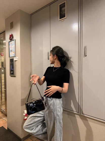 25Oct. 定染淺色手工刷破修身牛仔褲