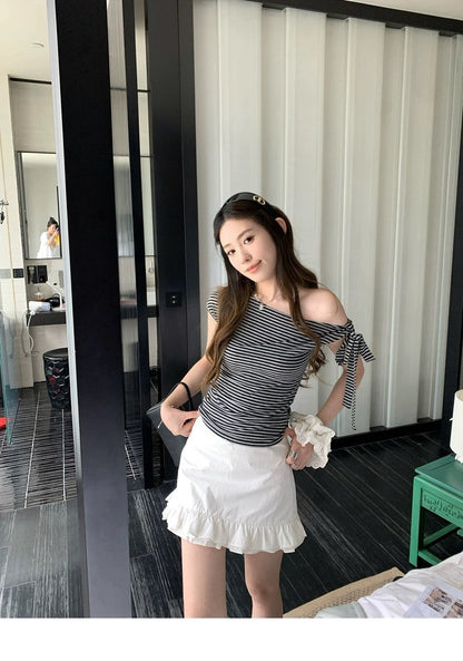 25Oct. 漢南洞時髦歐膩氣質斜肩綁帶上衣 條紋